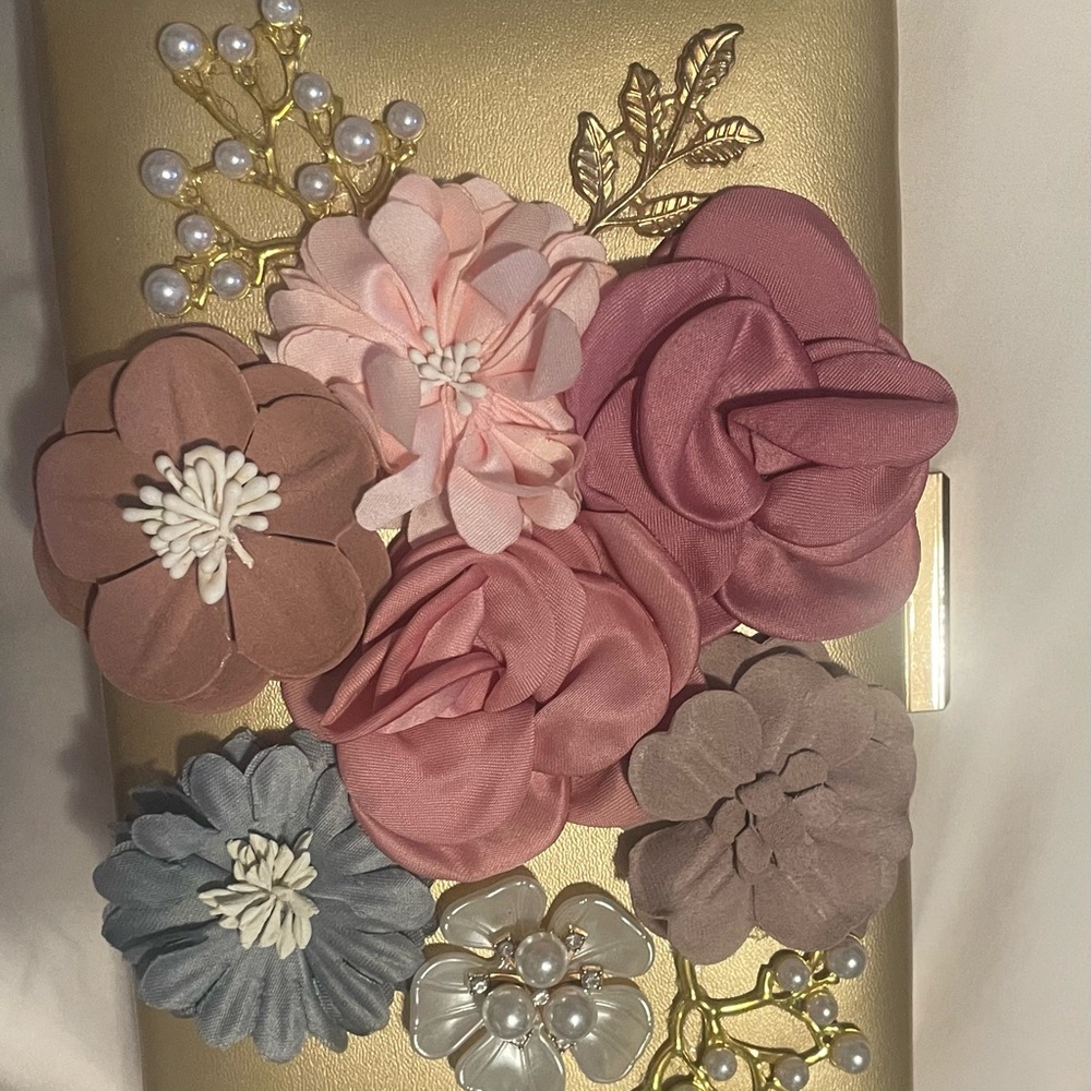 Floral Embellished Gold Clutch